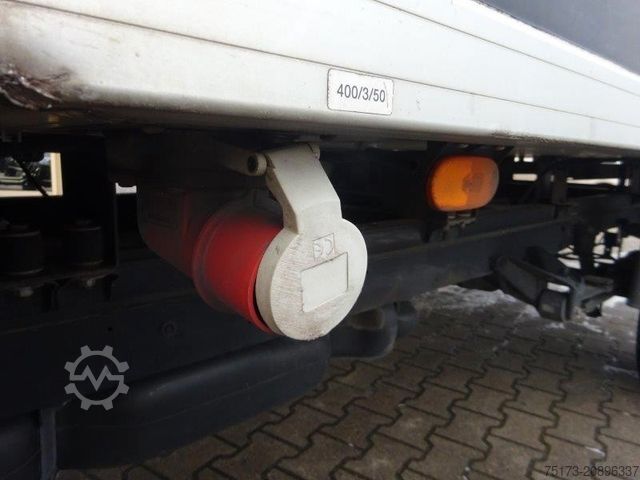 Refrigerator body van MERCEDES-BENZ Sprinter III 317 CDI Kühlkoffer