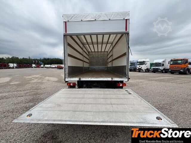 LKW mit Pritsche & Plane  Atego 1530 L