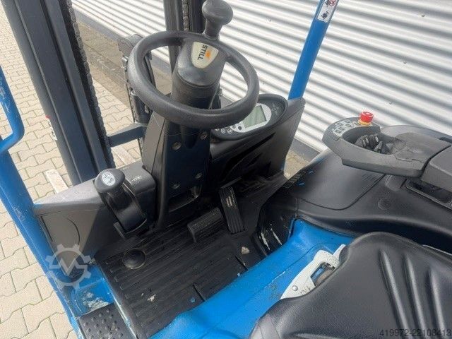 Electric 3-wheel forklift Still RX20-16