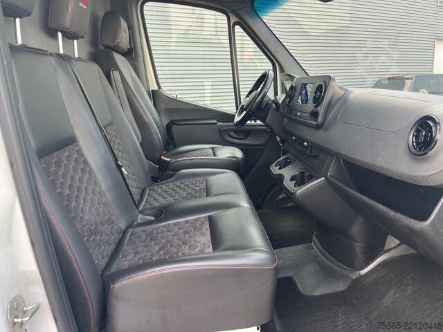 Kastenwagen Mercedes-Benz Sprinter 319 1.9 CDI / L4 H3 / RWD / / Leder / ...