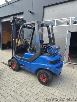 Gabelstapler Linde H25 T-02