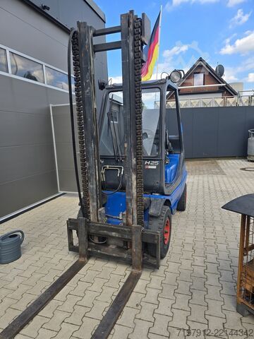 Gabelstapler Linde H25 T-02