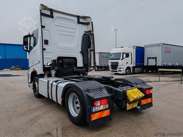 Standard tractor unit FORD F-MAX 500