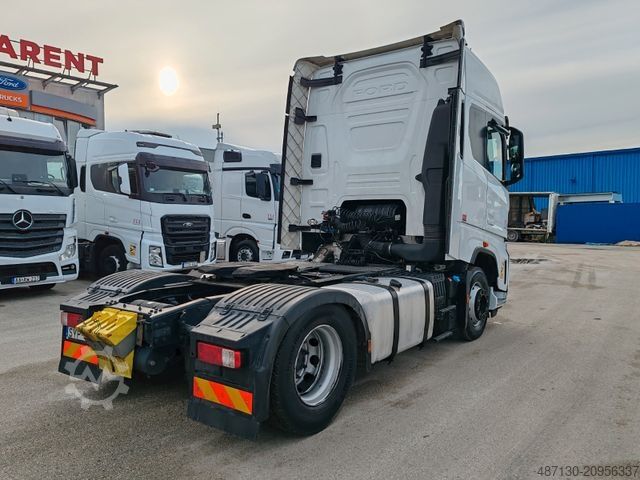 Standard tractor unit FORD F-MAX 500