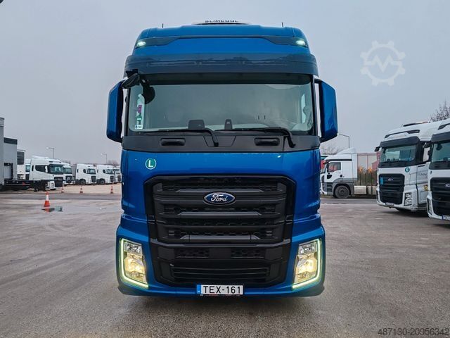 Volume tractor unit FORD F-MAX 500 mega