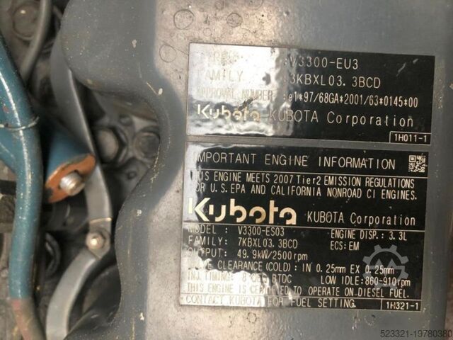 Equipment Kubota V3300-EU3