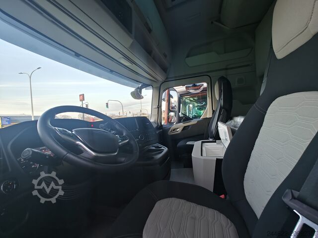 Standard tractor unit Ford Truck F-Max