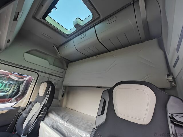 Standard tractor unit Ford Truck F-Max