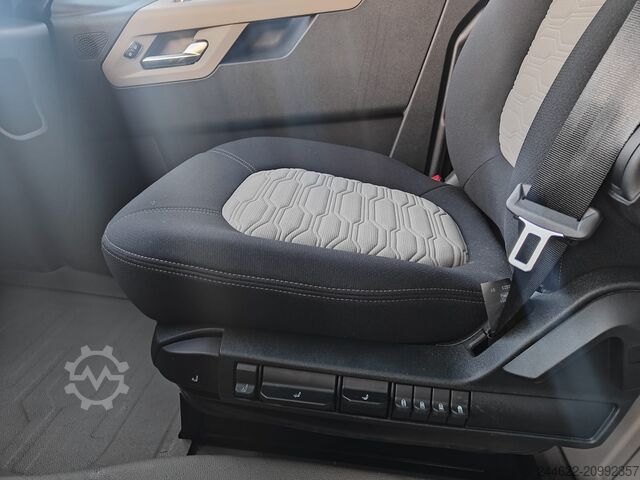 Standard tractor unit Ford Truck F-Max