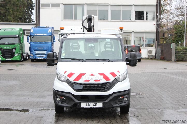 Truck-mounted work platform Iveco Daily  35-140 Bühne Versalift 13m 2 Personen Korb 200kg
