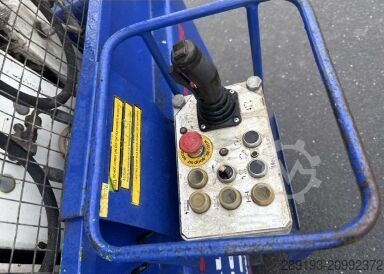 Working platform (scissor lift) Holland Lift Combistar N-265EL13 4WDS Elektro 28m