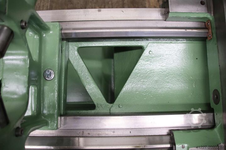 Lathe 560 x 2000 mm Arad SNA560x2000