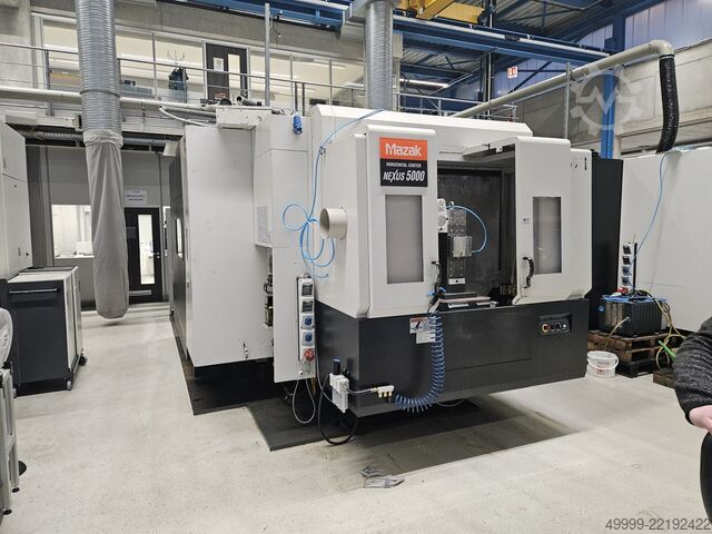 Horizontal Bearbeitungszentrum MAZAK HCN 5000