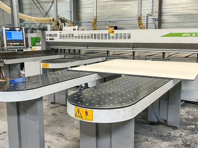 Plattensäge – Beschickung von vorne SELCO WN 610
