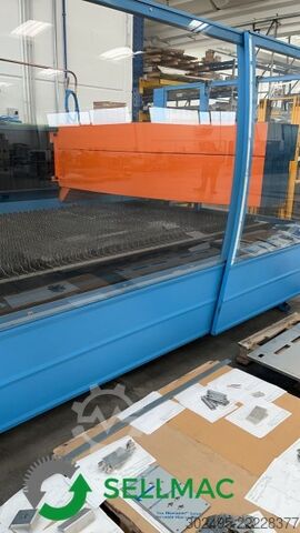 Laser cutting machine Prima Industrie PLATINO 1530 PL9000