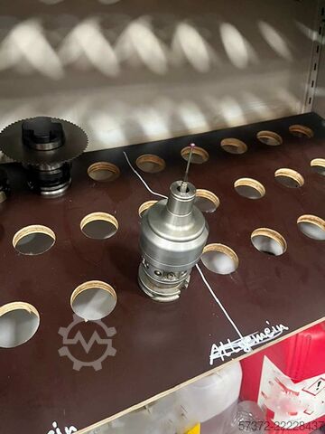 CNC Bearbeitungszentrum Hedelius BC60
