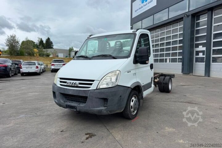 Van IVECO Daily 35C12