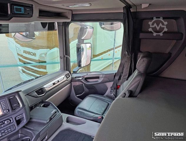 Kühlkoffer-LKW SCANIA G 560 NGS FULL AIR RETARDER ONLY 96.000 KM ISOLA