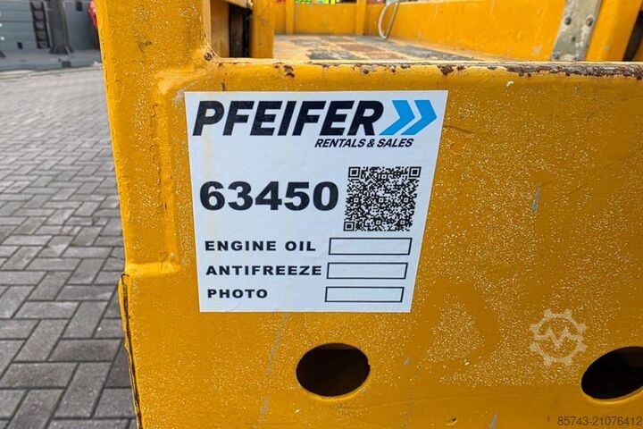 Scherenhebebühne Haulotte Compact 8 Electric, 8.2m Working Height, 350kg Cap