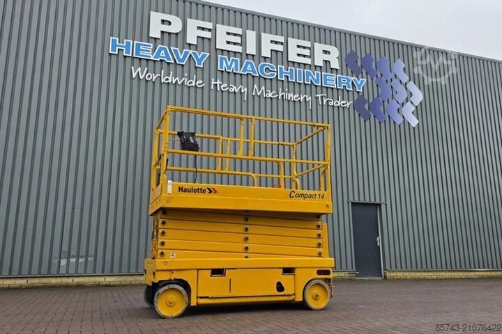Scherenhebebühne Haulotte COMPACT 14 Electric, 14m Working Height, 350kg Cap