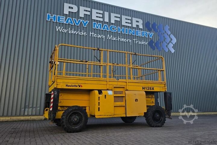Scherenhebebühne Haulotte H12SX Diesel, 4x4 Drive, 12m Working Height, 700kg