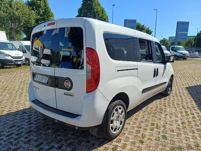 Kastenwagen Fiat DOBLO - 5 posti