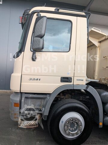 Dreiseitenkipper LKW MERCEDES-BENZ Actros MP3 3241 / 8X4 / Blatt / E5 / Big Axle
