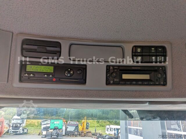 Dreiseitenkipper LKW MERCEDES-BENZ Actros MP3 3241 / 8X4 / Blatt / E5 / Big Axle
