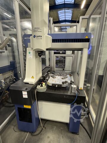 Coordinate measuring machine Mitutoyo Crysta - Apex C574