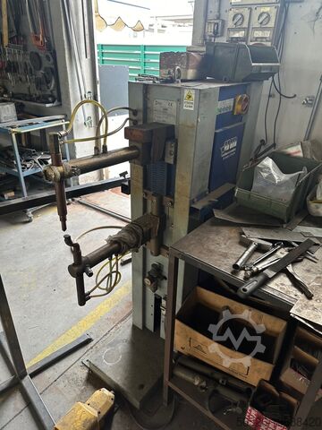 Column-type spot welder PEI PBP 126 PX