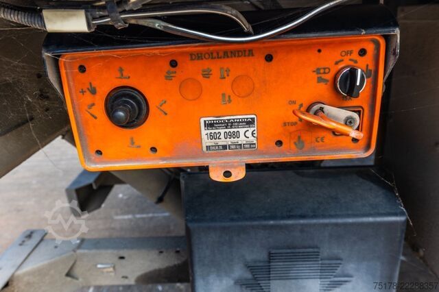 Box body RENAULT D19.320 DXI+DHOLLANDIA 2T.