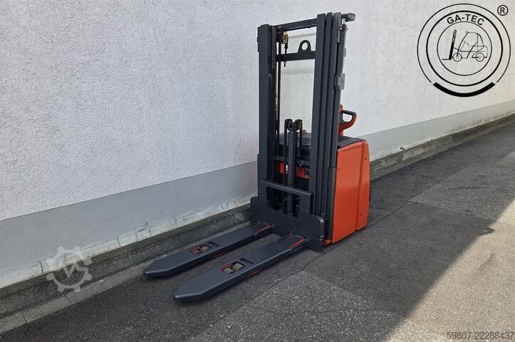 Hochhubwagen Linde L14i