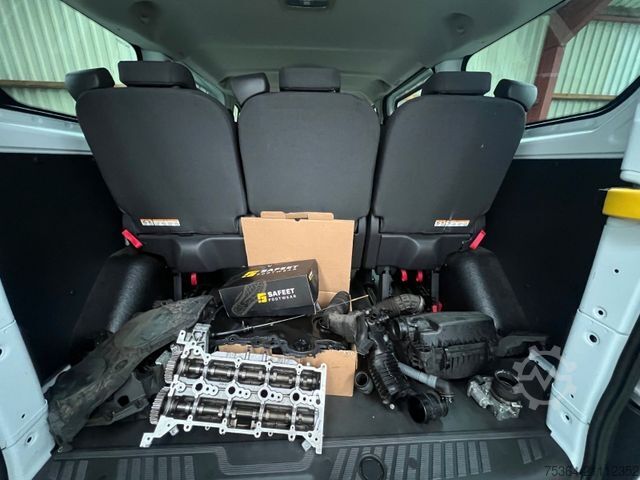 Kleinbus FORD Transit Custom 2.0 TdCi L1H1 9Sitze Motor Defect