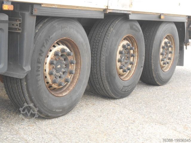 Reefer semitrailer Schmitz Cargobull Semitrailer Reefer Multitemp Dobbeldekk