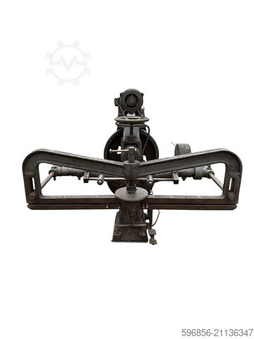 Bordier- und Profiliermaschine für Blech Weberwerke Siegen BM 4 Maszyna do rantowania i profilowania blachy Weberwerke Siegen BM 4 Maszyna do rantowania i profilowania blachy Weberwerke Siegen BM 4