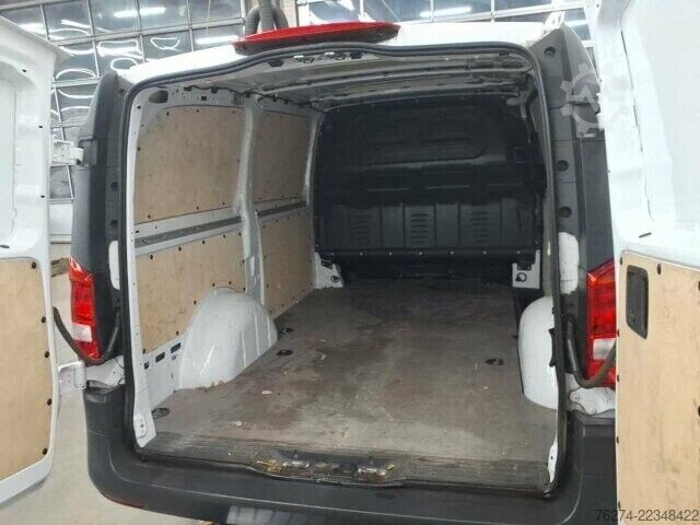 Panel van Mercedes-Benz eVito 111 Kasten Lang