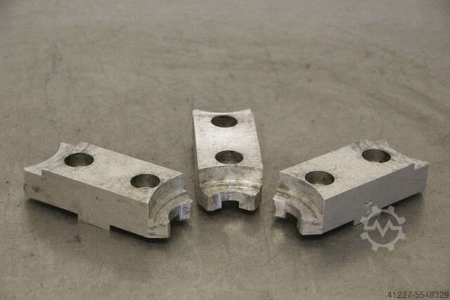 Interchangeable jaws unbekannt Lochabstand 54 mm