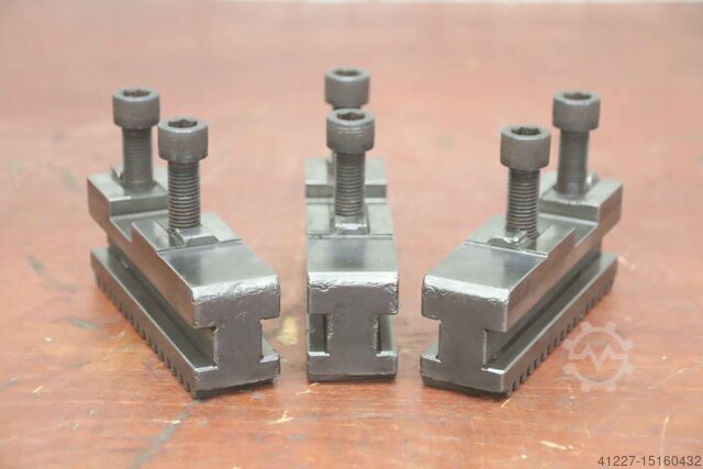 Interchangeable jaws base jaws Forkardt Breite 32 mm schrägverzahnt