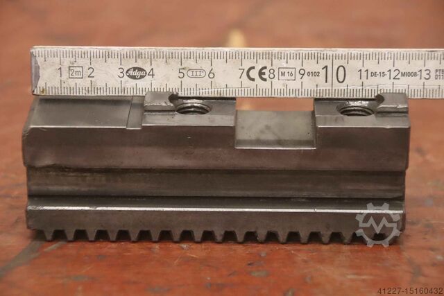 Interchangeable jaws base jaws Forkardt Breite 32 mm schrägverzahnt