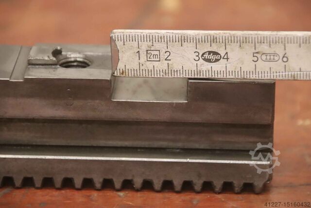Interchangeable jaws base jaws Forkardt Breite 32 mm schrägverzahnt