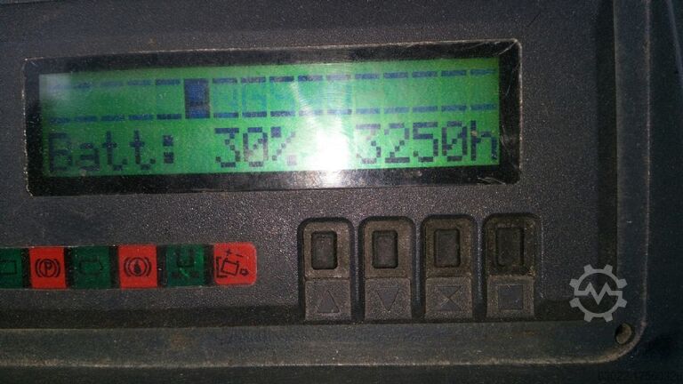 Stacker sit on Jungheinrich ESD 120