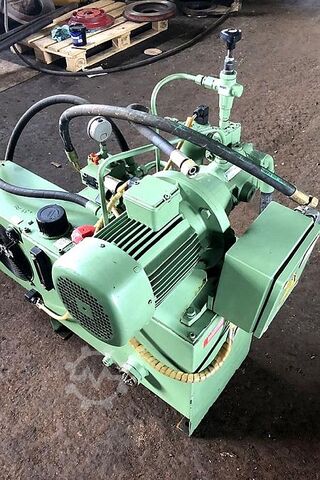 Gewindewalzmaschine PEE-WEE P20 CNC