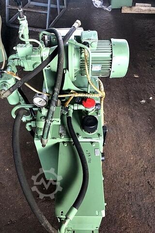 Gewindewalzmaschine PEE-WEE P20 CNC