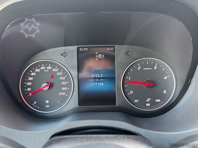 Kastenwagen MERCEDES-BENZ Sprinter 314 AUTOMATIK NAVI DISTRONIC KAMERA LED