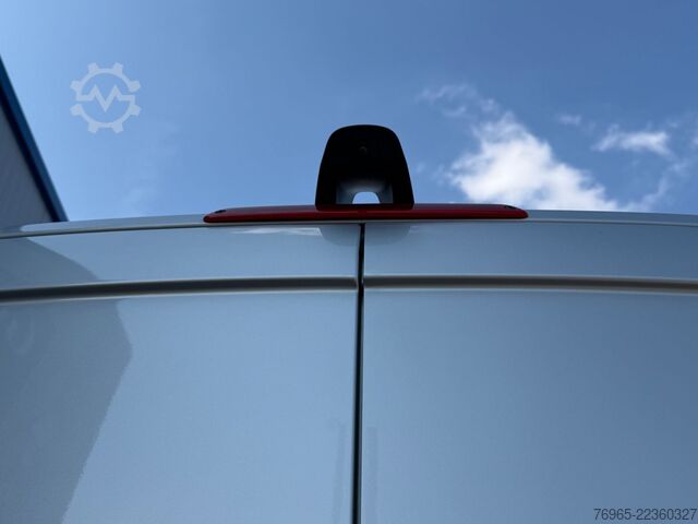 Kastenwagen MERCEDES-BENZ Sprinter 314 AUTOMATIK NAVI DISTRONIC KAMERA LED
