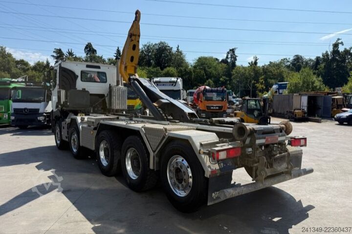 Abrollkipper RENAULT C520 10x4 Moser