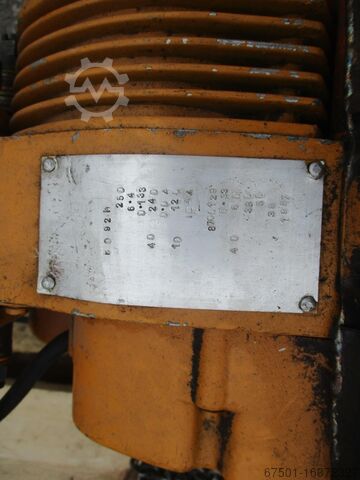 Indoor crane with rotary motor !!! Saeulenschwenkkran Schwenkkran Drehkran 125 kg 4250mm (2818)