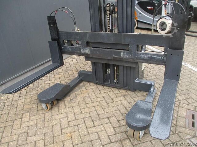 Pallet stacker Crown WS2300-1.8TT-4W-4415