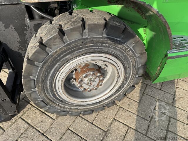 Cesab M325D Triplex 470 Freelift / Seitenschieber / 4. Steuerkreis Toyota Diesel 2015 CESAB M325D Triplo 470 Freelift / Sideshift / 4e functie Toyota Diesel 2015