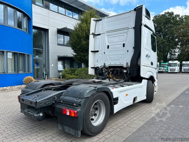 Standard tractor unit MERCEDES-BENZ 1848 LS 4x2 Gigaspace, Retarder